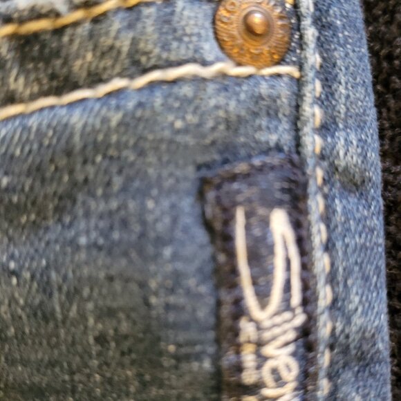 Levi's Silver Jeans Co® Sam Boyfriend Jeans with Lined Destruction Size 27  NWOT - Picture 8 of 11